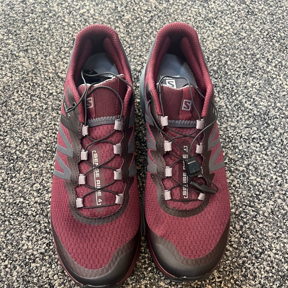 Salomon sense ride 4 in wine color